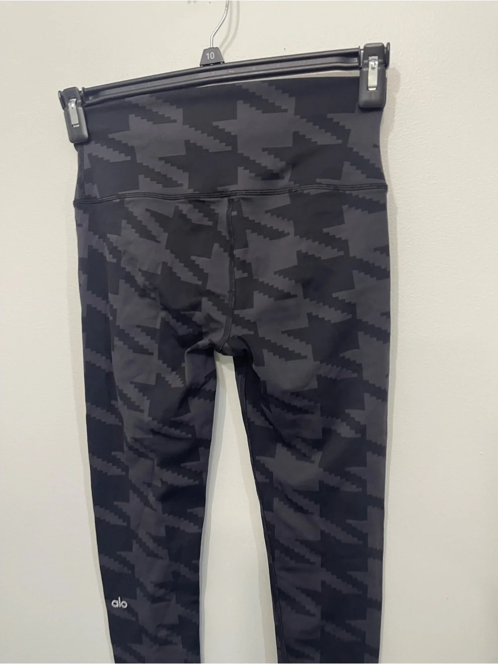 Alo Yoga Houndstooth Airbrush Leggings